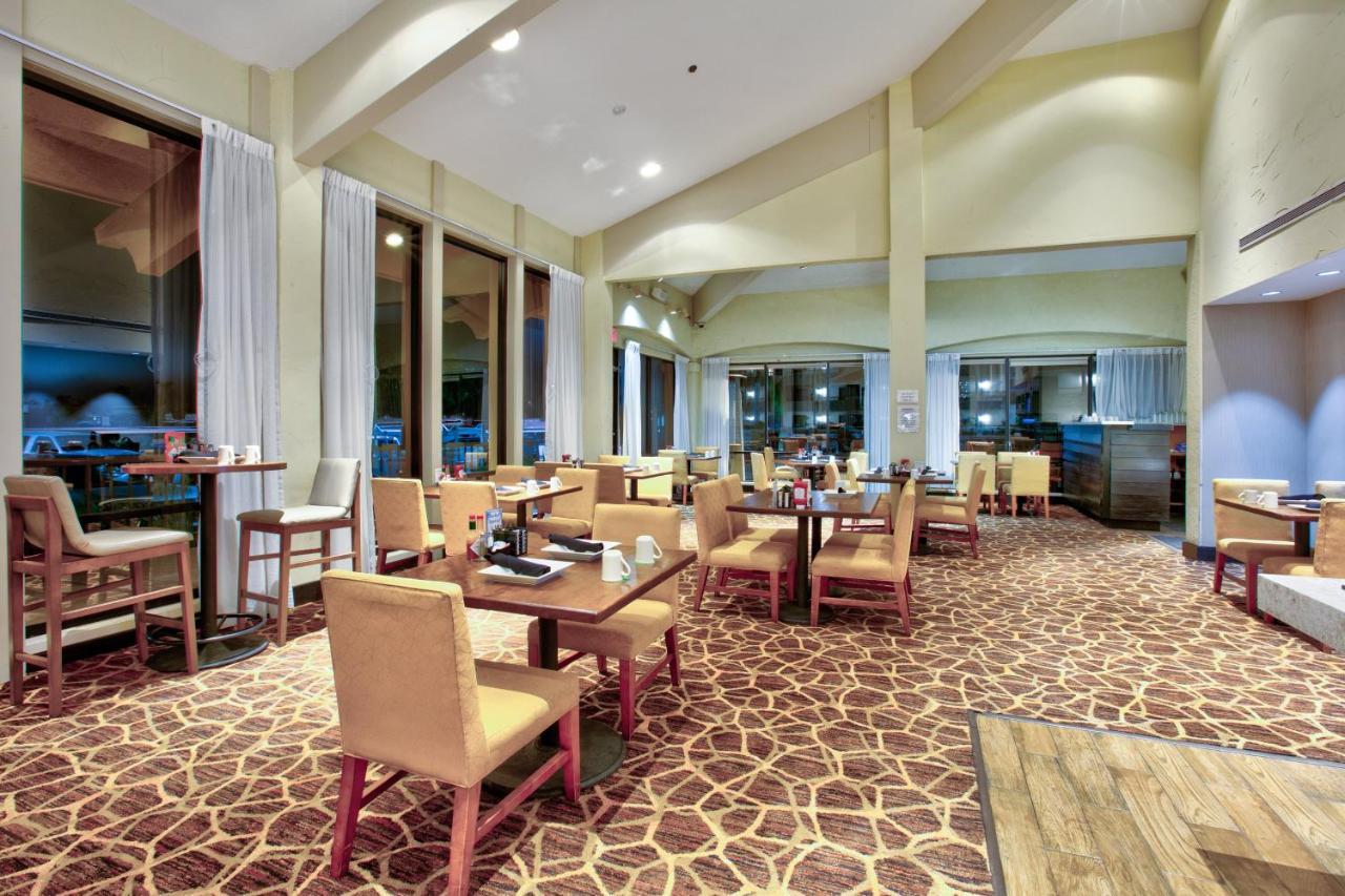 Holiday Inn & Suites Santa Maria By Ihg Exterior foto